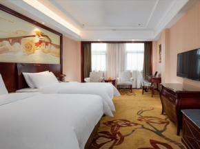 Vienna hotel ( maanshan park post golden eagle international shop)